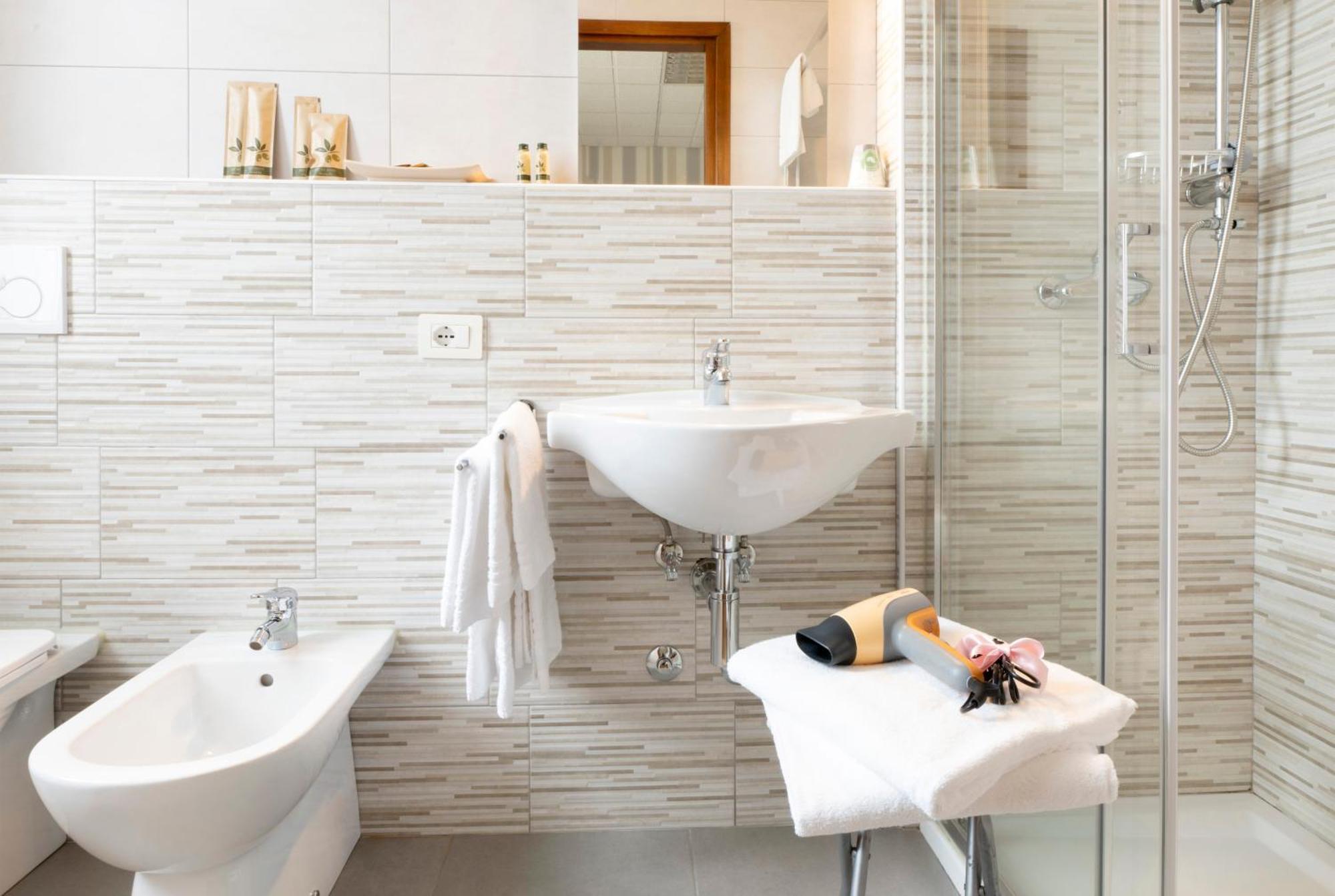 Le Betulle Hotel San Maurizio d'Opaglio Kültér fotó