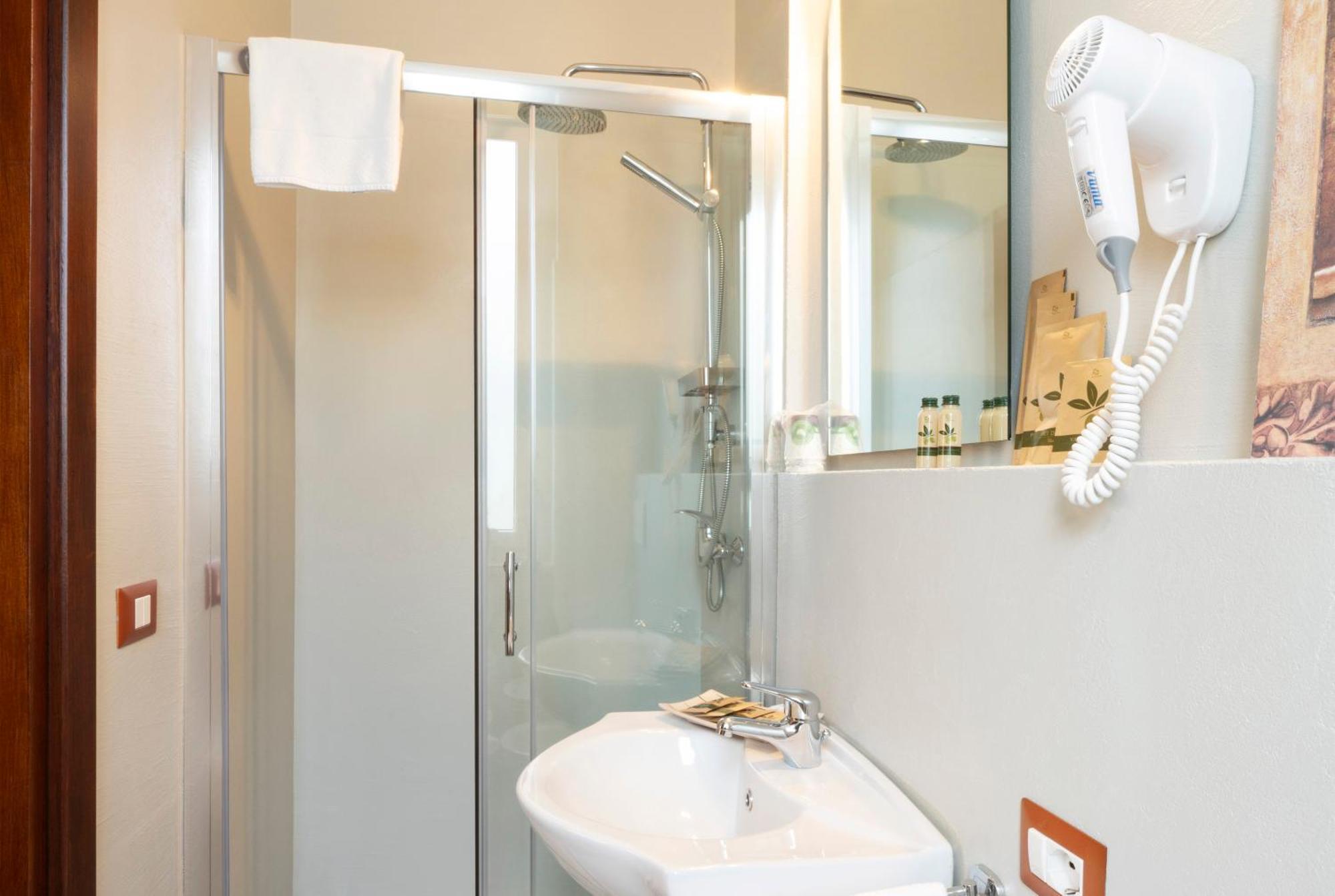 Le Betulle Hotel San Maurizio d'Opaglio Kültér fotó